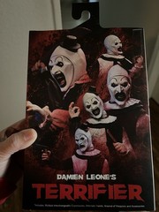 NECA – Ultimate Art the Clown (Terrifier) Action Figure Brand New Factory Sealed
