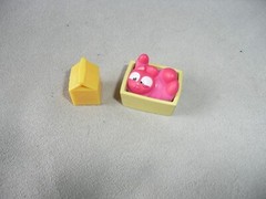 Hasbro Lost Kitties Figures Series 2 Cubbie with Milk Accessory