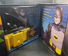 NEW Batman Classic TV Utility Belt Batarang Mattel DC Collector Adam West Y6806
