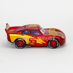 Disney Pixar Cars 3 RUST-EZE Racing Lightning McQueen Diecast 1:55 Metal Car Toy