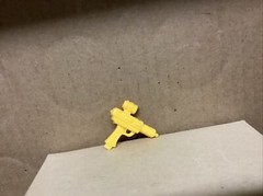 TMNT 1991 Mutant Military Raph The Green Beret Whip Cream Pistol Raphael Weapon