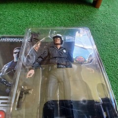 NECA T2 JUDGMENT DAY T-1000 MOTORCYCLE COP AF SEALED DISPLAYED