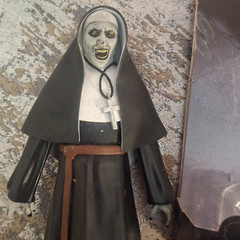 The Noble Collection Valak The Nun Bendable Posable Figure BendyFigs NN5060