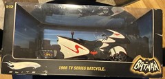 Batman 1966 TV Series Batcycle & Sidecar Limited Edition Mattel Elite DC Comics