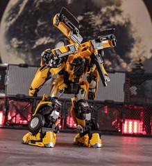 In Stock New Brave Troops Toys BTT-01 Rise of Beasts Yellow Bee Action Figure