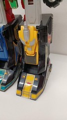 Bandai Dairenoh Robot Action Figure Black Red Gold Green Yellow Blue Toy Used