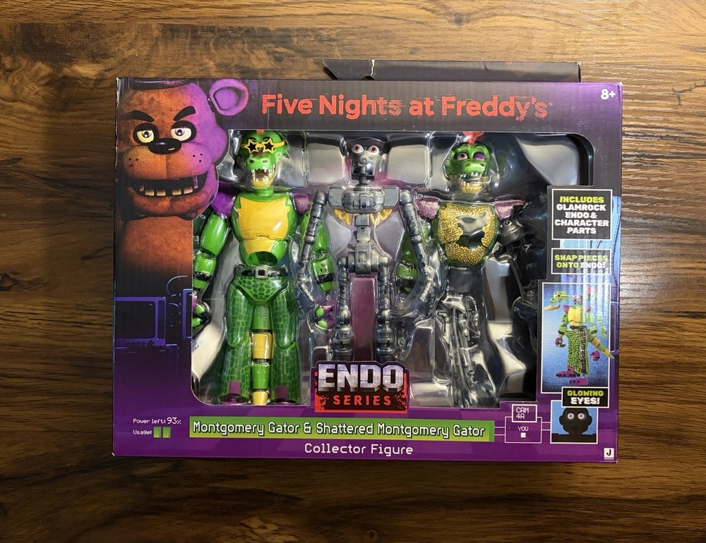 Jazwares FNAF ENDO Series Montgomery Gator & Shattered Montgomery 2 Pack