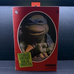 NECA Teenage Mutant Ninja Turtles 35th Anniversary Leonardo Ultimate Figure
