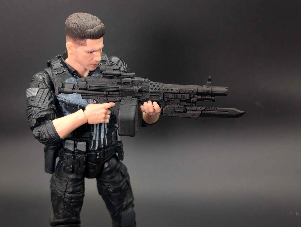 1/12 scale 3D printed M249 with bayonet for classified valaverse marvel legends