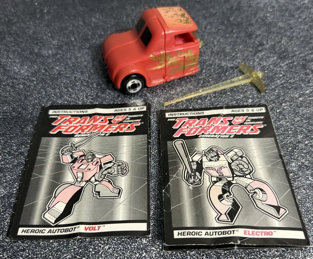 The Transformers Generation 2 – Volt Heroic Autobot – 1993 Transformer w/ Manual
