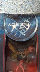 Battle Damaged Hellboy 18”Tower Records Mezco Horned Very Rare Box In Bad Shape