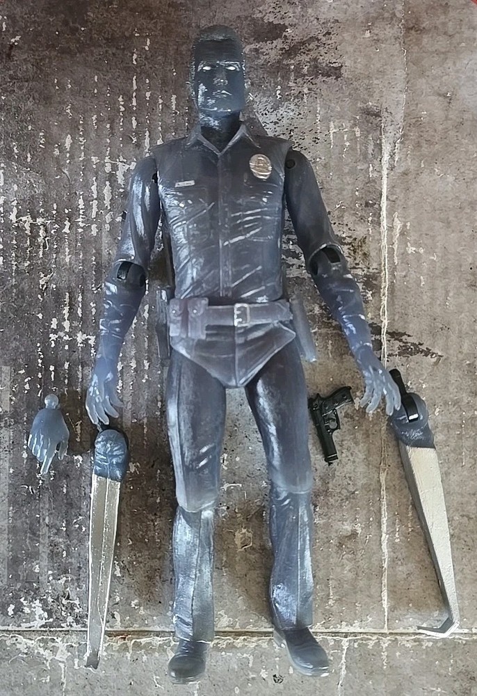 NECA Terminator T-1000 White Hot Color Changing Action Figure Reel Toys