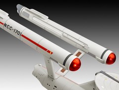 Revell 04991 Star Trek U.S.S. Enterprise NCC-1701 (TOS) 1:600 Scale Model Kit