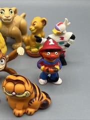 Lot 14 Vintage Character Figurines Sesame Street Disney Garfield Raisin PVC Toys