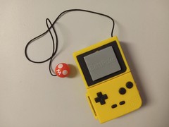 Poke Ball Blaster Yellow w/ Cyndaquil Line Figures & Battle Discs (Tomy, 2000)