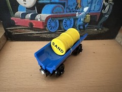 Learning Curve Wooden Thomas Train Blue Barrel Car & RARE Sand Barrel! New! HTF!
