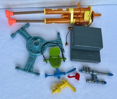 Vtg 1980’s-90’s TMNT Action Figure Parts & Accessories Lot 8 Pc Pre Owned 5.5oz