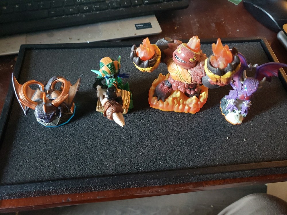 LOT OF 4 Misc. ACTIVISION SKYLANDER ACTION FIGURES