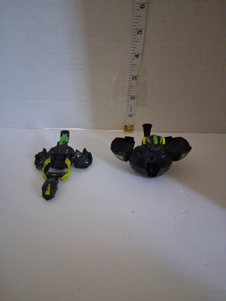 2 Bakugan Gundalian Invaders Darkus Dharak 620G/820G
