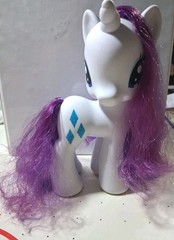 My Little Pony RARITY 8″ MLP G4 Hasbro 2013 Vinyl
