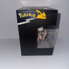Jazwares Pokemon Select Series 1 Mew Boxed 4″ Vinyl Figure Collectible NIB Mint