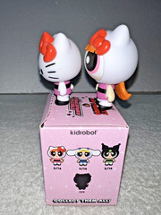 HELLO KITTY X POWERPUFF GIRLS BESTIES BLOSSOM & HELLO KITTY AS BLOSSOM **NEW**