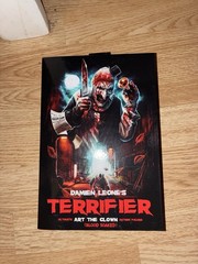 NECA Ultimate Terrifier Art The Clown Blood Soaked Walmart Exclusive Authentic