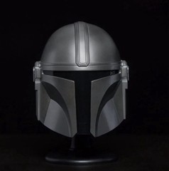 Star Wars: The Black Series Hasbro 2026 (THE MANDALORIAN) Mini-Helmet 4+ New!