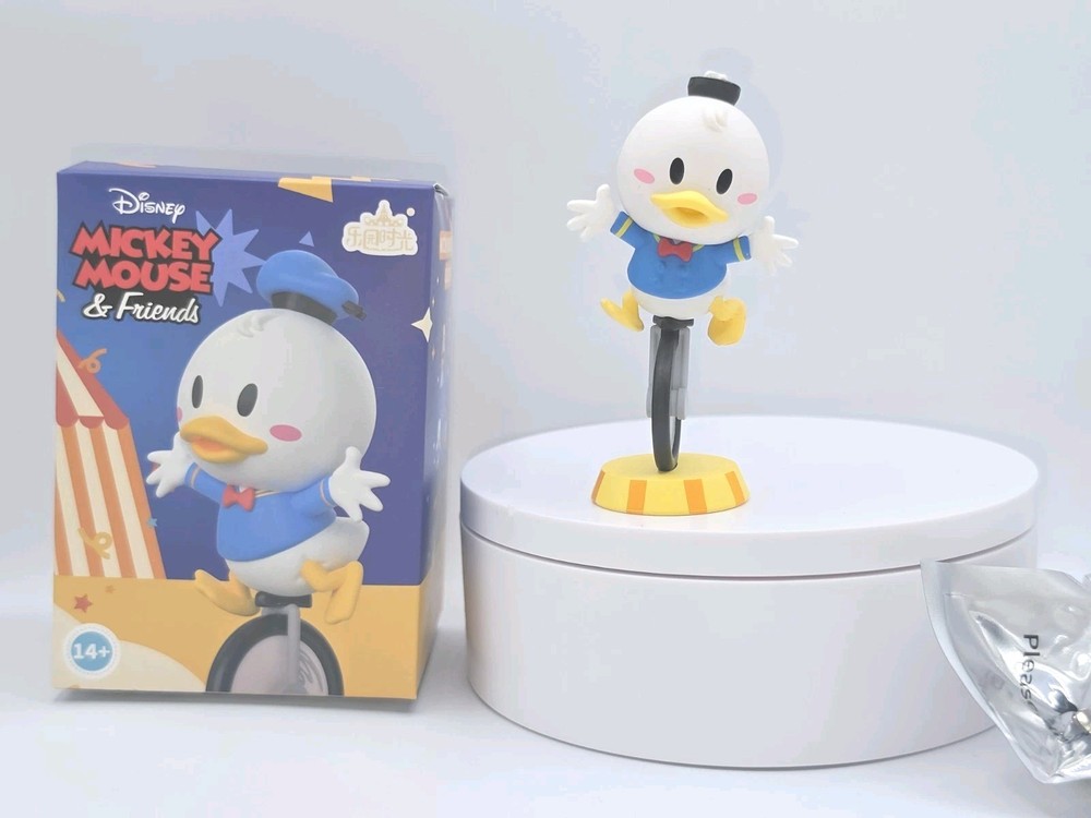 Donald Duck Disney Mickey Mouse & Friends Circus Series Blind Box Cake Topper