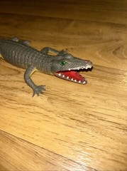 Alligator Crocodile Plastic Rubber Figure Fun Stuff Inc. 12″ Long