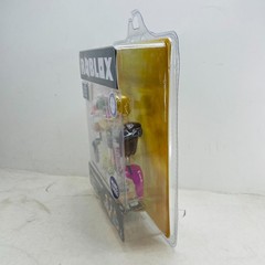 Top Roblox Runway Model Action Figure w/Exclusive Virtual Item Gift Toys
