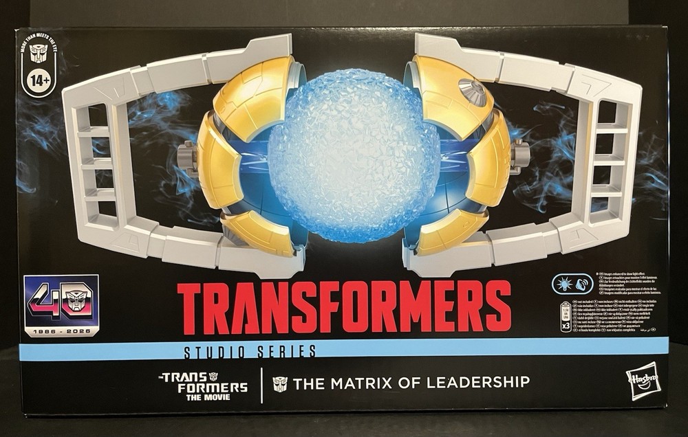 TRANSFORMERS MOVIE STUDIO SERIES MATRIX OF LEADERSHIP ELECTRONIC PLAYSET IN HAND