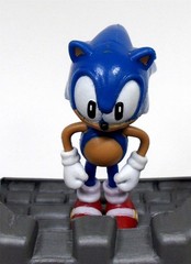 18 Piece Play Set Featuring Random Figures and Accessories – May Include Supe…