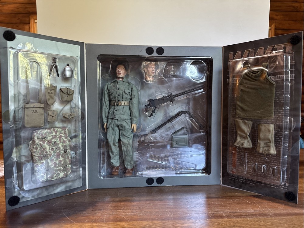 Did Corp WW2 George Puller MG Gunner USMC 1st Marine Regiment 1/6 Figure A80034
