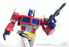 PT-01G Commander Oversized Metallic Version | Pangu Toys