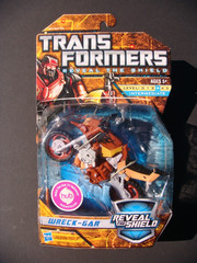 8 OPENED* 100% COMPLETE 2010 TRANSFORMERS REVEAL THE SHIELD DELUXE CLASS