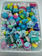 SHOPKINS Lot of 25 Random Pick Mixed colors Seasons 1 2 3 4 5 6 7 8 9+