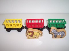 Thomas Wooden Train Circus Cars Wagon Car Lot Red Yellow Green 1997 1998