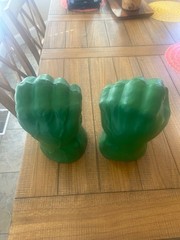 Vintage MARVEL 2003 Incredible Hulk Foam Smash Fist Hands Gloves – Sound Tested