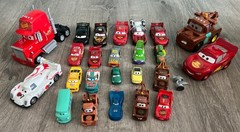 Disney/Pixar Cars Lot 24 Character Toy Vehicles McQueen Die Cast & Plastic