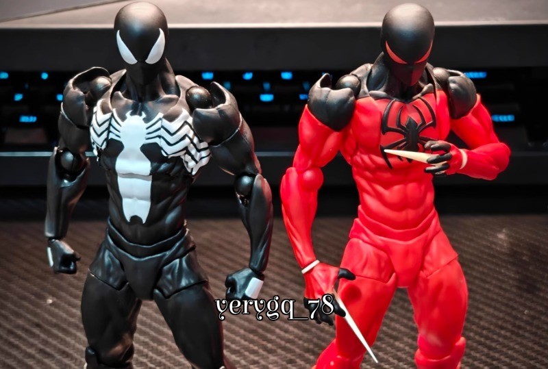 In US! MESS TOYS Symbiote Spider-Man Action Figure Black Red Model Boy Toys Gift
