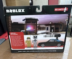 ROBLOX Celebrity SERIES 8 Figure Roblox Jailbreak The Celestial ( NIP )