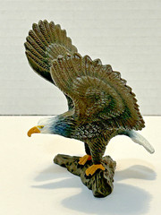 Terra By Batter 3.75” American Bald Eagle 2014 Figure/Maison Joseph Collection