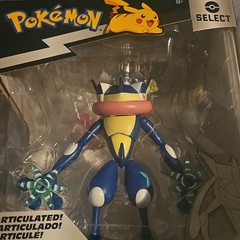 Pokémon Select Series 1 Greninja Articulated Action Figure Ages 8+