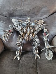 Threezero ThreeA 3A Transformers Starscream Sawblade Premium Bambaland Limited