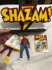 DC Direct SHAZAM ⚡️Figures + Customer Tabletop Sign