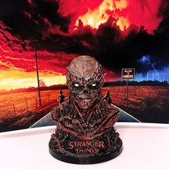Stranger Things Vecna figure 5 inches tall (Replica) + 10 Waterproof Stickers