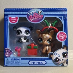 Littlest Pet Shop Pet Pairs with Virtual Code Series 2 Winter Pals New In Box