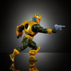 Masters of Universe Origins & Transformers Bumblebee Armor Man At Arms Action