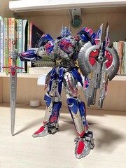 Great Gift-Transformation BS-03 Knight Optimus Prime Commander UT Knight
